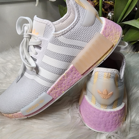 adidas NMD R1 Womens Shoes brand new - Picture 8 of 10
